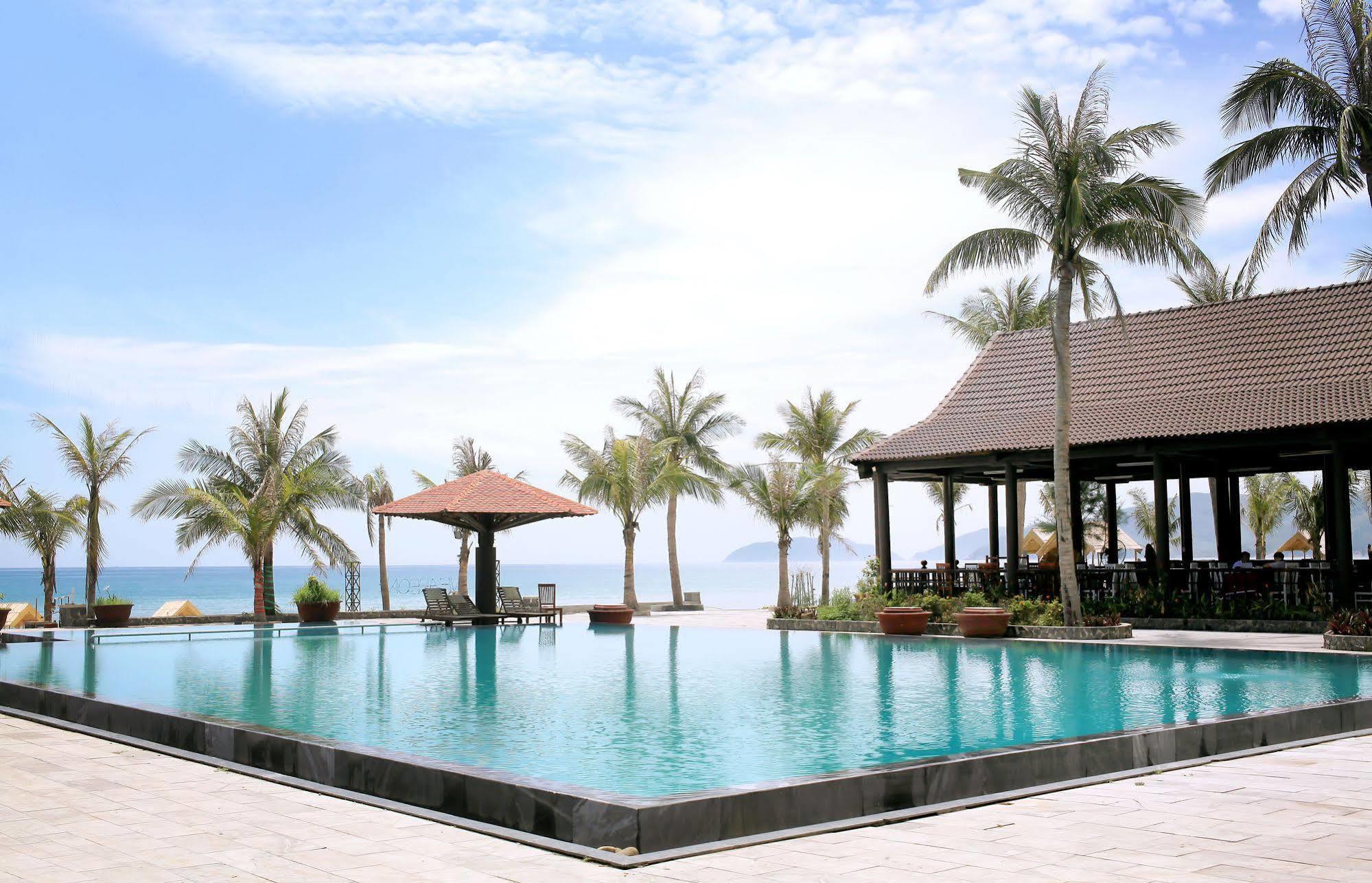Lang Co Beach Resort Hue Esterno foto